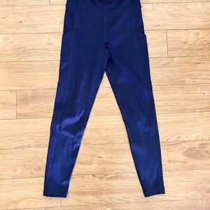 American Eagle - The Everything Pocket Legging in Navy, size medium